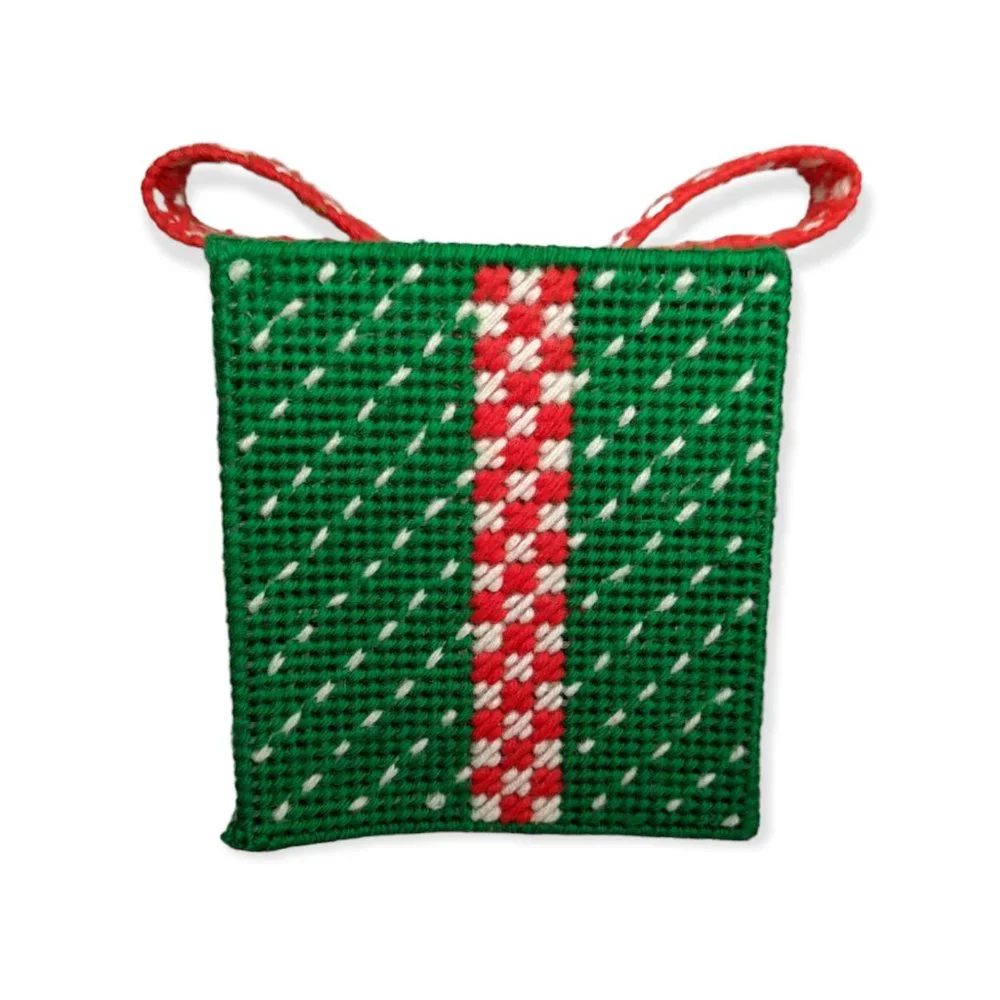 Vintage Handmade Plastic Canvas & Yarn Christmas Present Tissue Cover